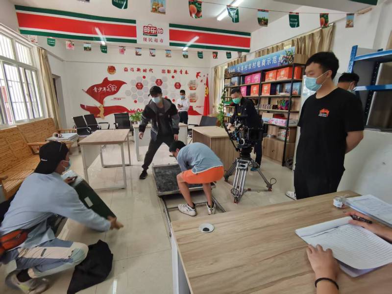 追星女孩心理学分析报告：大关县广告片拍摄公司揭秘饭圈应援式传播逻辑