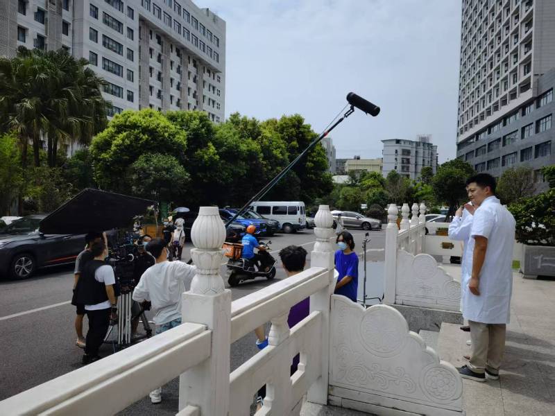 大关县广告片拍摄公司低成本实现高规格制作的诀窍